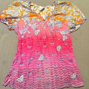 Size medium scrub top